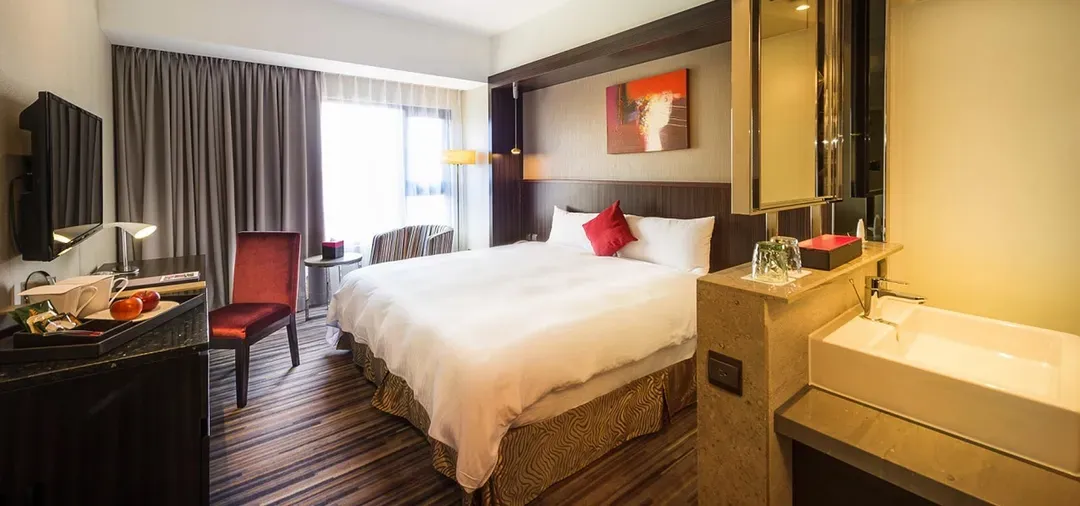 【High Speed Rail Holiday】2-day free travel at Taichung Fengjia Starway Hotel