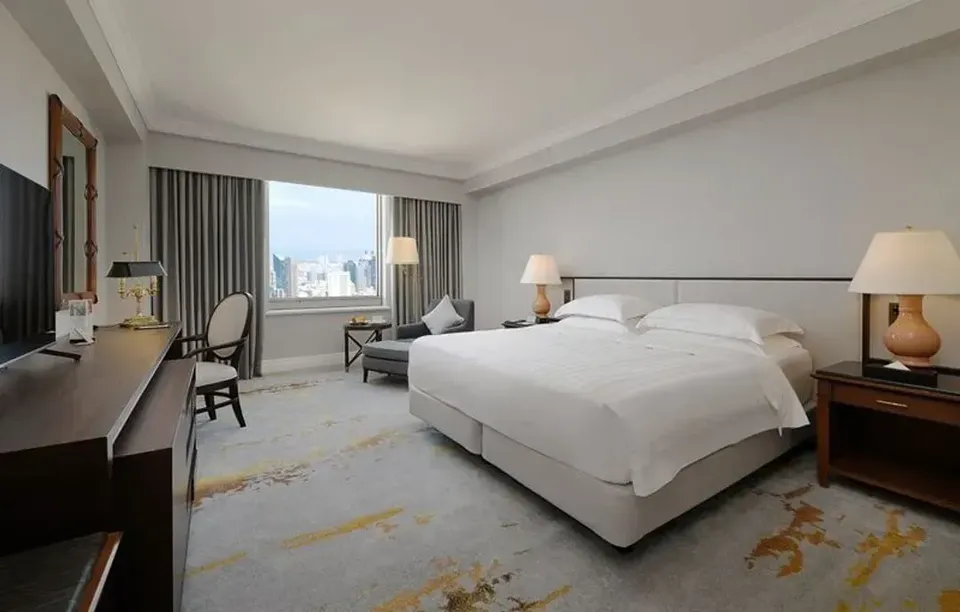 【高鐵假期】 高雄漢來大飯店2日自由行-【搭高鐵．送住宿】- 逸居/精緻客房(市景-1大床，含早餐)-1