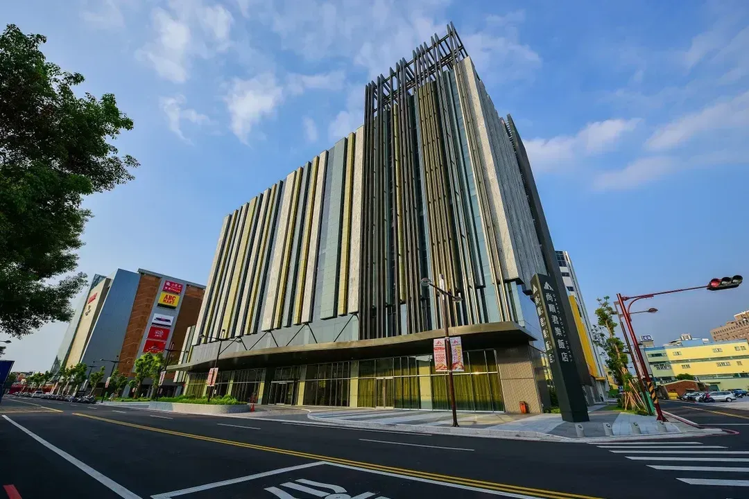 【高鐵假期】 苗栗尚順君樂飯店2日自由行