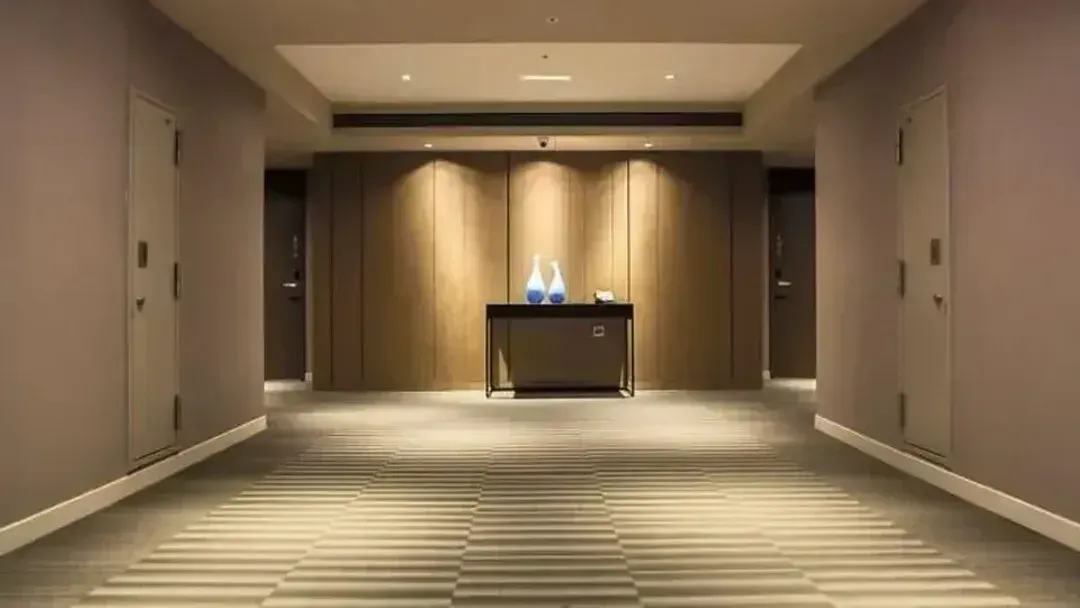 【High Speed Rail Holiday】 Royal Inn Taipei Linsen 2-Day Free Tour