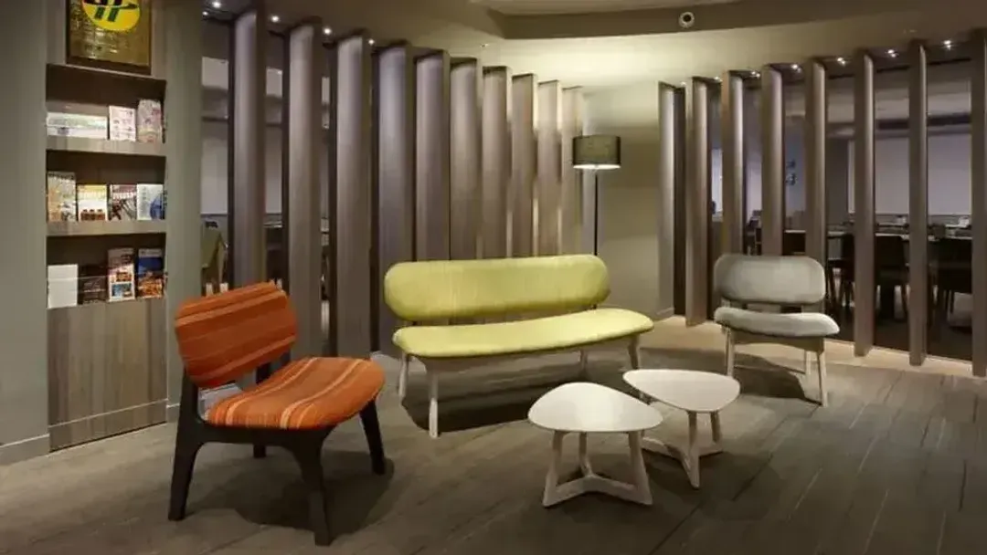 【High Speed Rail Holiday】 Royal Inn Taipei Linsen 2-Day Free Tour
