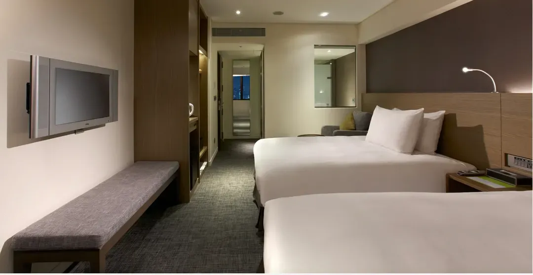 【High Speed Rail Holiday】 Royal Inn Taipei Linsen 2-Day Free Tour
