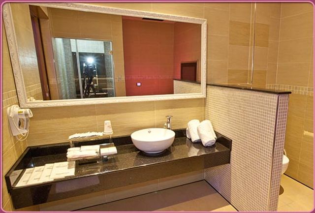 Wei Feng Exquisite Motel - Kaohsiung Nanzhao-Business Quadruple Room - No Garage-5