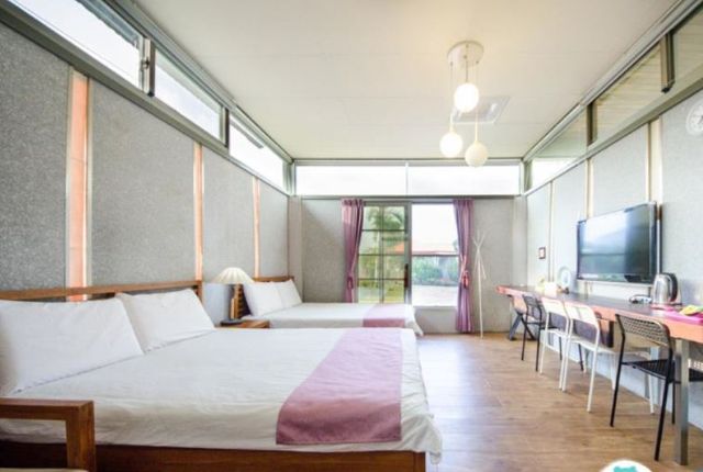 Lilac-Bauhinia villa quadruple room-4