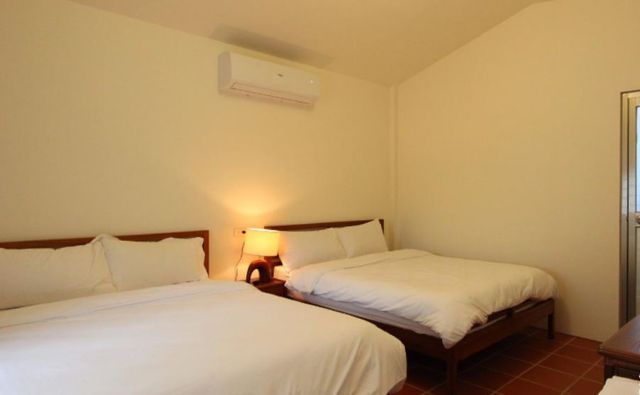 Lilac-Jasmine Villa Quadruple Room-1