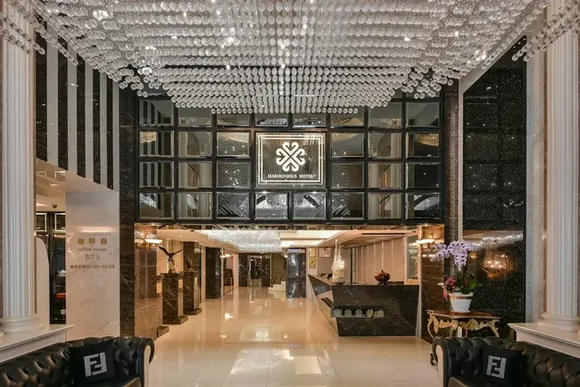 【High Speed Rail Holiday】2-day free travel at Kaohsiung Sofu Hotel-Shoufu Double Room (1 King Bed/2 Small Beds)-2