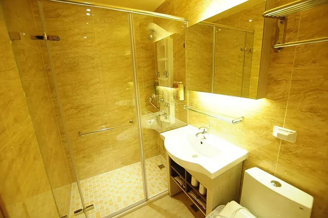 【High Speed Rail Holiday】Kangqiao Hotel Kaohsiung． Zhongshan Bade Pavilion 2-day free travel