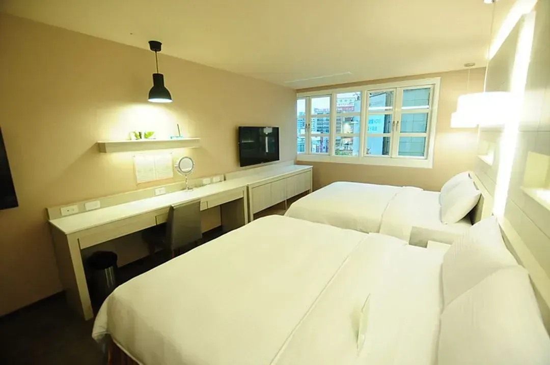 【High Speed Rail Holiday】Kangqiao Hotel Kaohsiung． Zhongshan Bade Pavilion 2-day free travel