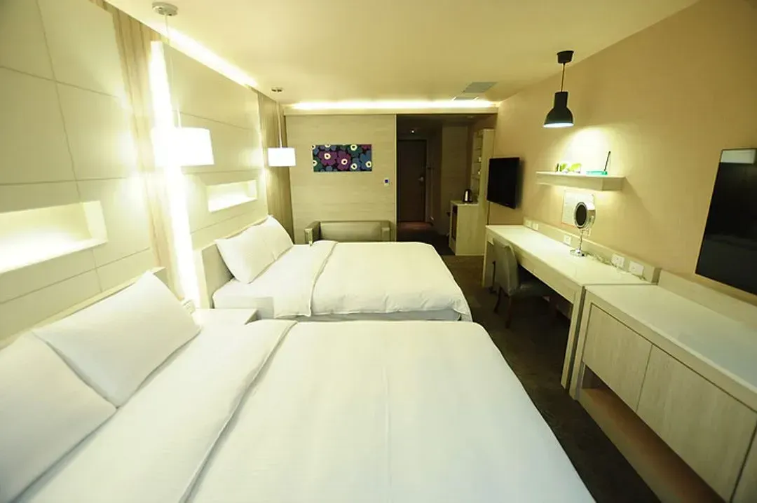 【High Speed Rail Holiday】Kangqiao Hotel Kaohsiung． Zhongshan Bade Pavilion 2-day free travel