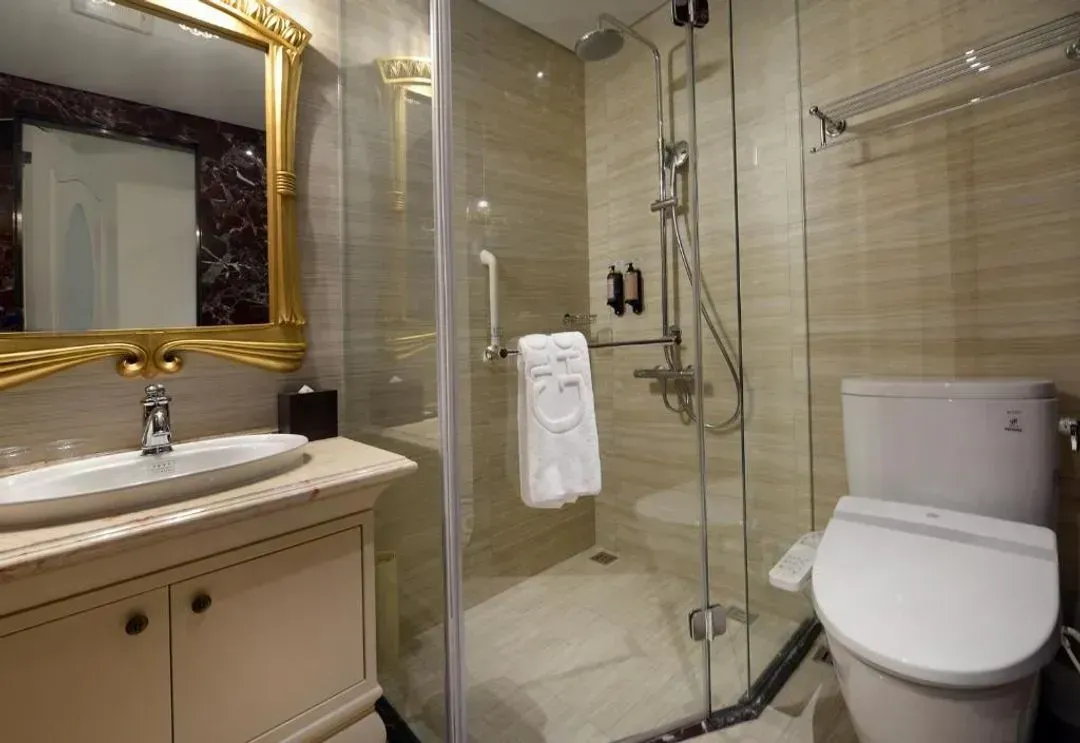 【High Speed Rail Holiday】 2-Day Free Travel at Tainan Rongxing Golden Tulip Hotel