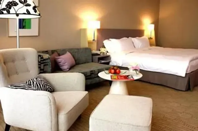 【High Speed Rail Holiday】 Taichung Business Travel 2-Day Free Travel-Classic Room (1 King Bed)-1