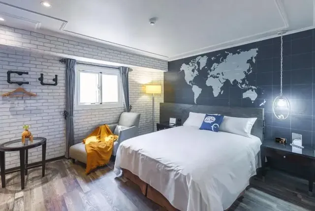 【High Speed Rail Holiday】 2-Day Free Travel at Xiyouchao Hotel Kaohsiung Station Branch-Business Double Room (1 King Bed - Breakfast not included)-2