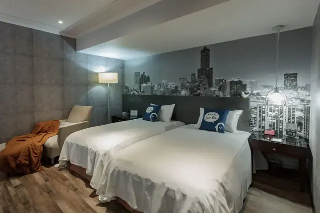 【High Speed Rail Holiday】 2-Day Free Travel at Xiyouchao Hotel Kaohsiung Station Branch-Business Twin Room (2 small beds-breakfast not included)-1