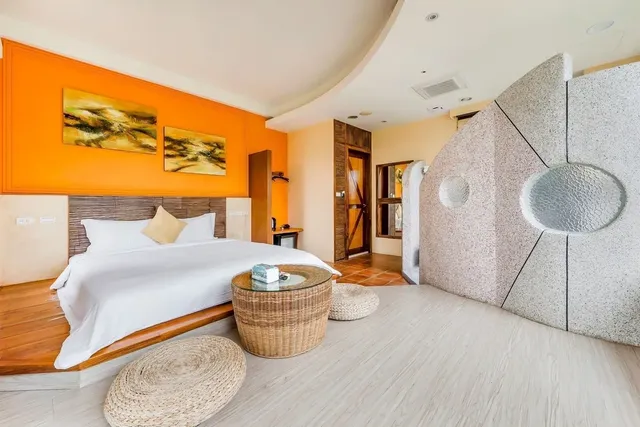 서던 선 홈스테이 북관 (Southern Sun Homestay North House)-King Room with Garden View-6