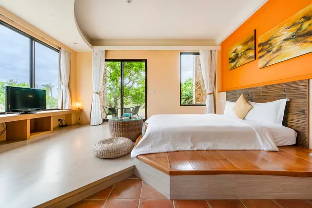 서던 선 홈스테이 북관 (Southern Sun Homestay North House)-King Room with Garden View-7