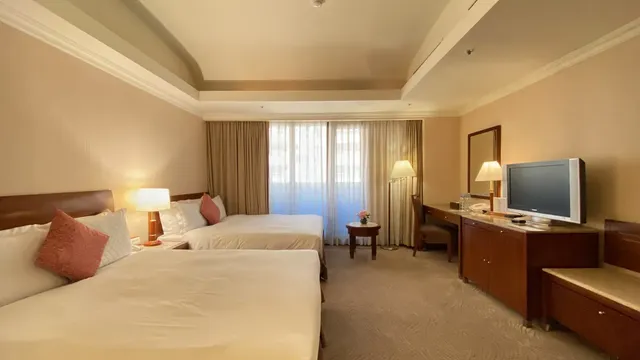 桃園尊爵大飯店 Monarch Plaza-尊爵豪華客房(兩大床)-4