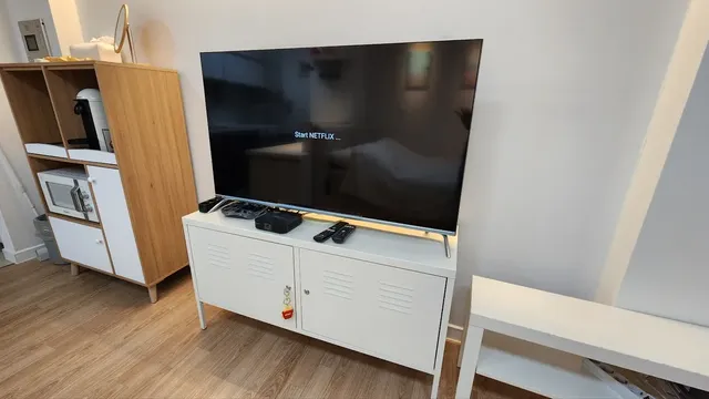 50" SIZE TV