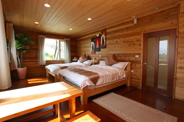 北方札特｜鄰近羅東夜市-木屋館 Log Cabin 202四人套房-2