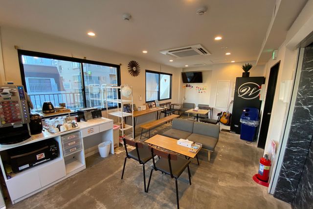 東京ウィン浅草-男女共用ドミトリールーム 16人部屋-12