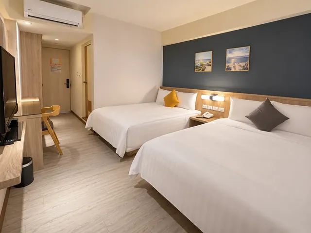 chillax inn Hotel Love River Pavilion-Family Room-Room Only-4