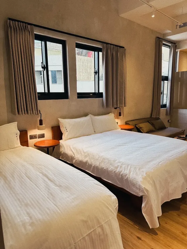 Spring Stay Inn-Deluxe Triple Room-12