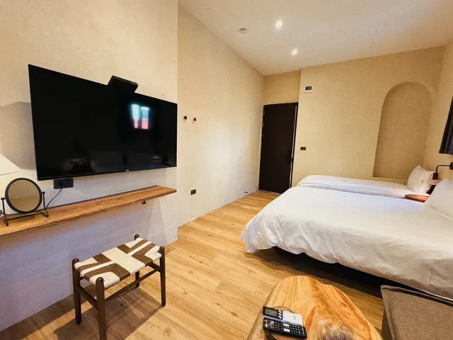 Spring Stay Inn-9-person package-9