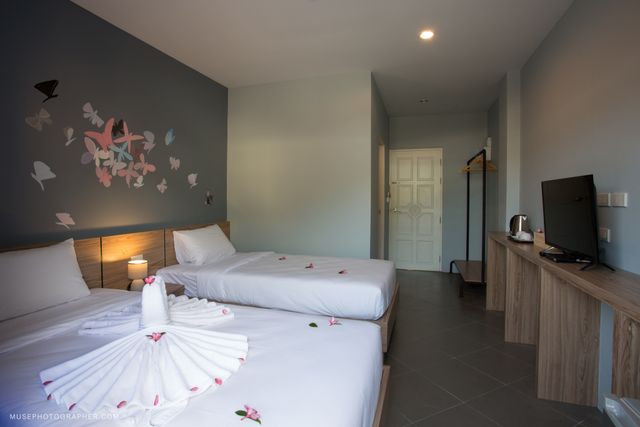 아이네스트 포쉬텔 (iNest Poshtel)-Double or Twin Bed room with balcony-2