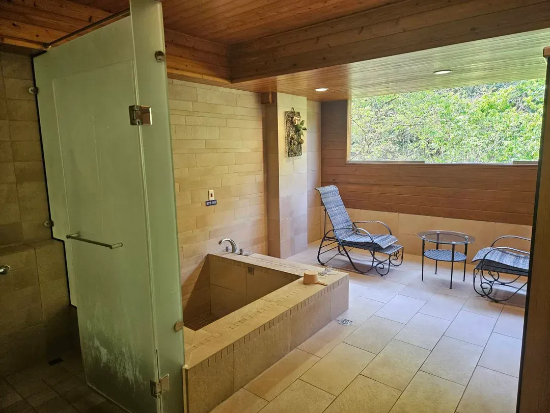 미카츠키 타니 온천｜젠스 온천 · 귀여운 동물 존