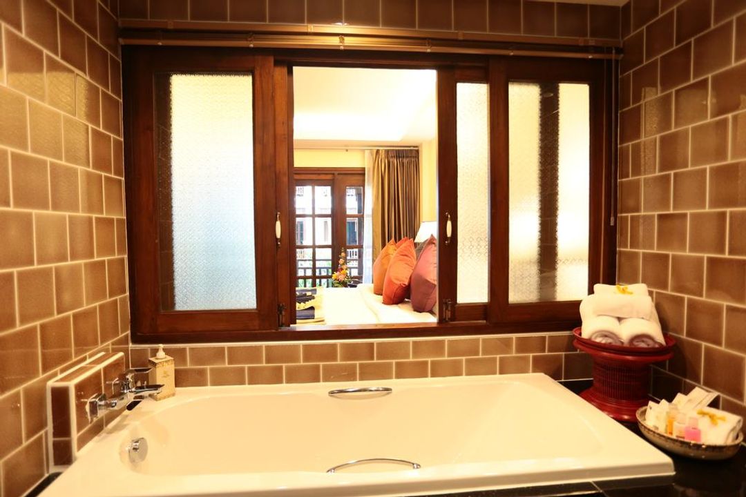 瓦昂鲁昂度假村（Viang Luang Resort）