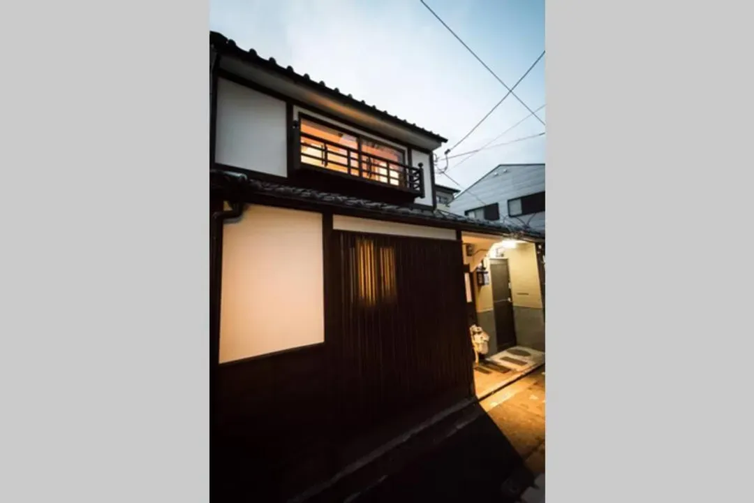 Yadoya Kyoto Nishinokyo｜Max 5 People / 9-min walk from JR Nijo Station