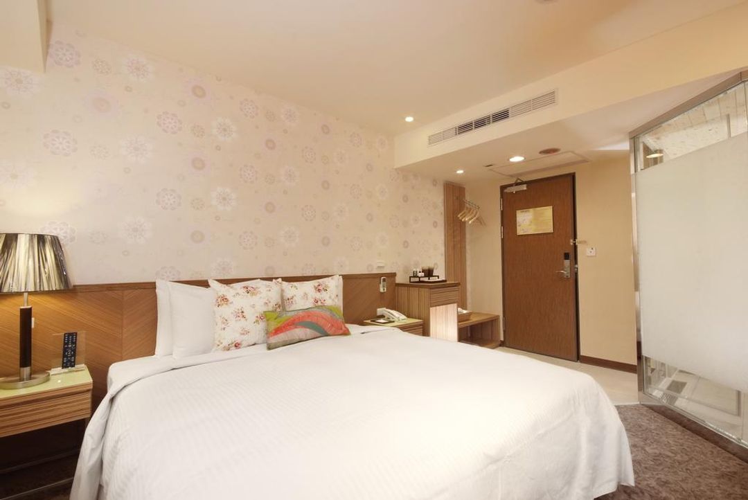 Changhong Fashion Hotel