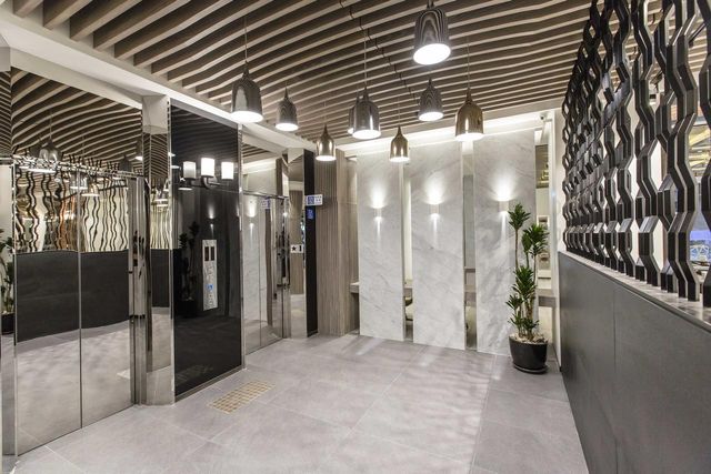 雲端商務旅館|台中館 | 一中街、中華路夜市-豪華雙人房-7