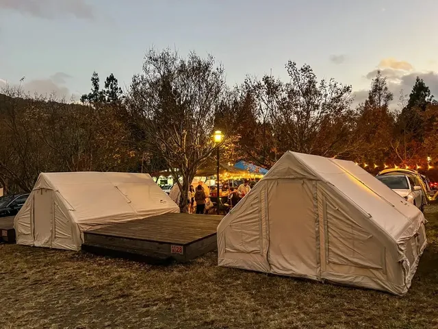 大雪山觀山嶺｜可包場、客製露營有專人搭帳收帳、絕佳氣氛佈置！-懶人露營｜山屋型帳篷2帳(1~8人入住)-4