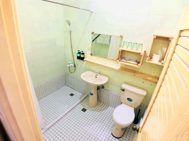 台南蝸聚親子民宿｜可10-30人包棟、包棟房型提供麻將/烤肉/煮食-蝸聚館 溫馨四人套房S201、S301、S401 (蝸聚本館不挑房)-8