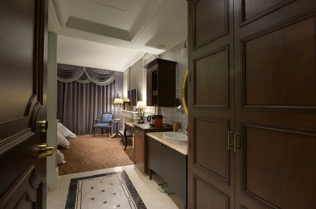 Golden Tulip RS Boutique Hotel