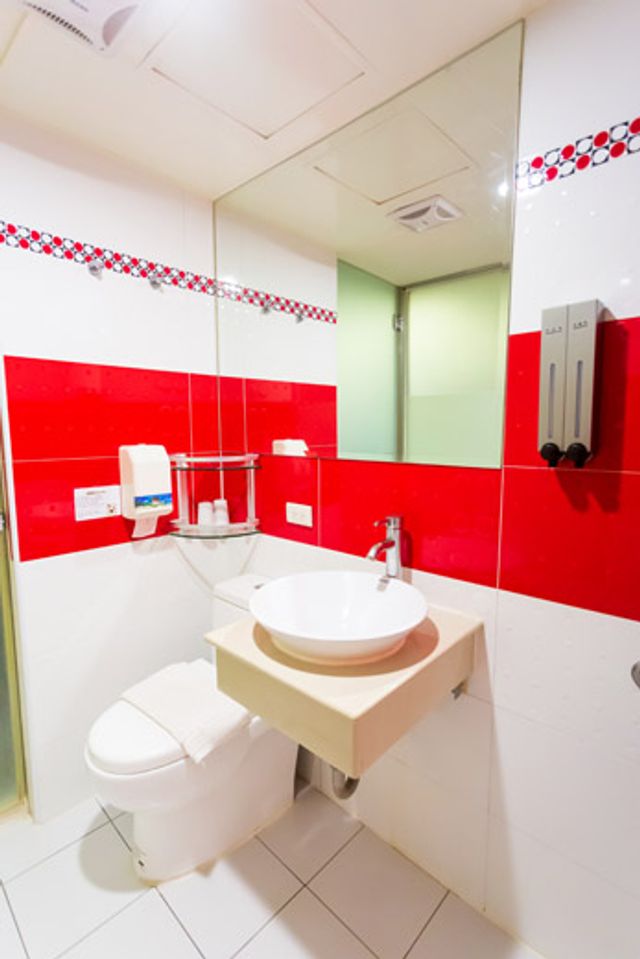 뉴 라이즈 호텔 (New Rise Hotel)-Business Twin Room-6