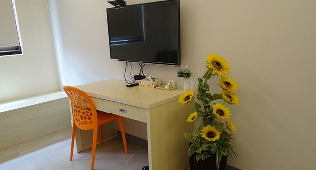 Home Business Travel-Economy Twin Room-6