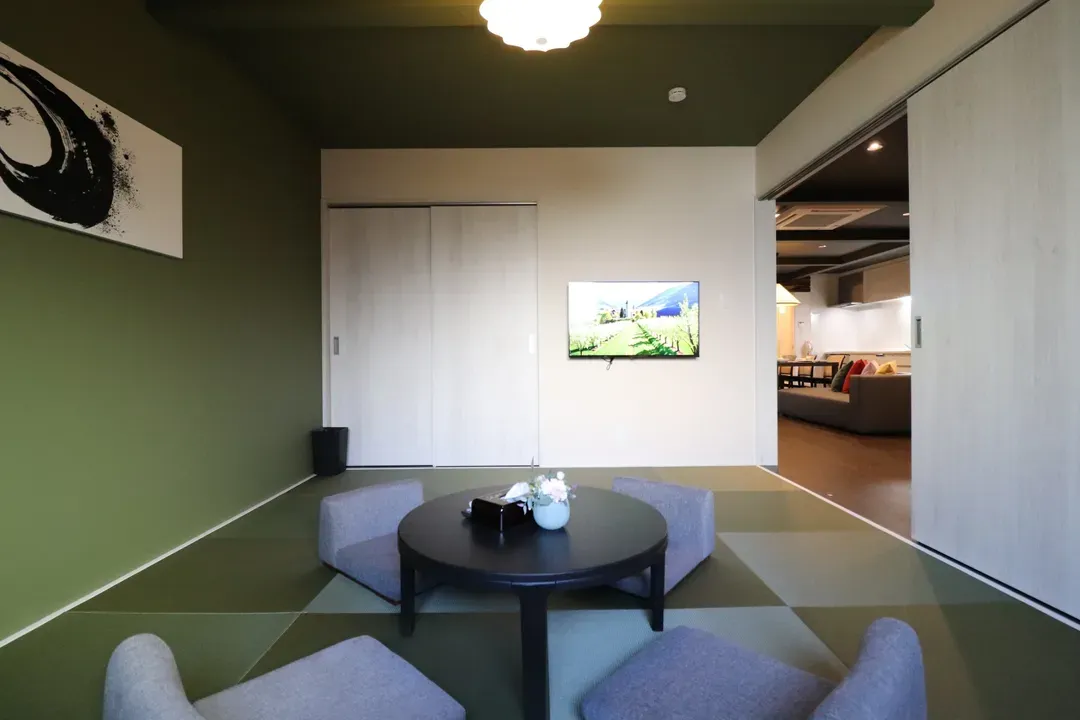 Sweet Villa Haku | A modern Japanese-style healing retreat • with steam room • direct access to Kansai Airport
