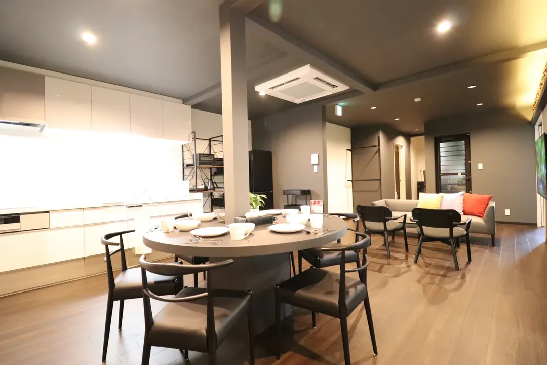 Sweet Villa Haku | A modern Japanese-style healing retreat • with steam room • direct access to Kansai Airport