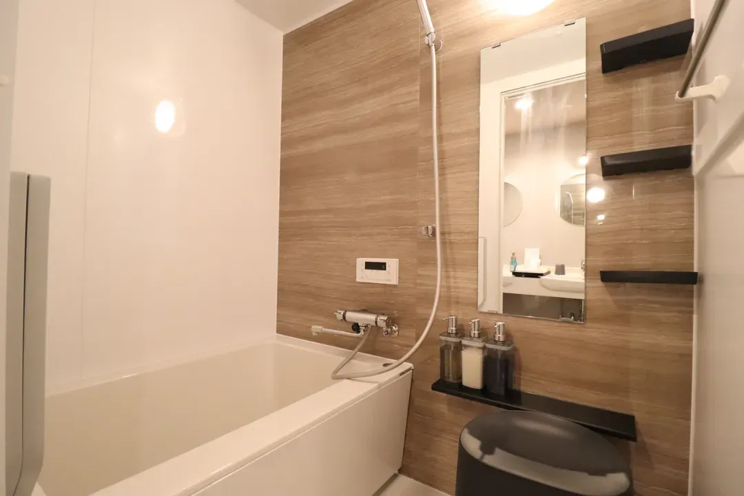 Sweet Villa Haku | A modern Japanese-style healing retreat • with steam room • direct access to Kansai Airport