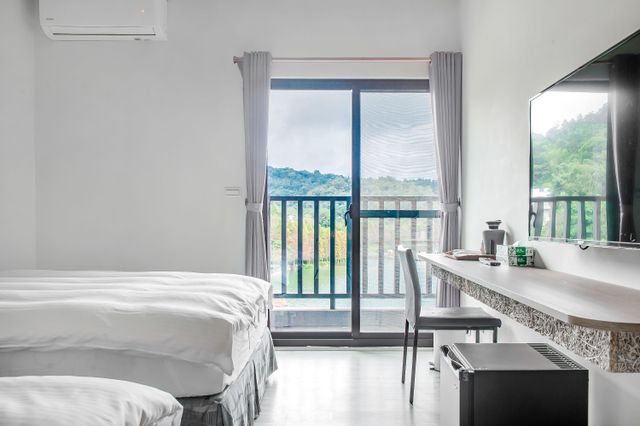 아이러브유 선 문 레이크 (I love you in Sun Moon Lake)-Quadruple Room with Lake View-201.202.301.302.501.502-8