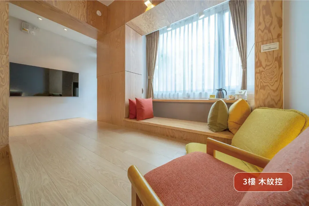 June June House｜Tainan Private Guesthouse with Elevator｜2–14 Guests Whole House or Room Rental