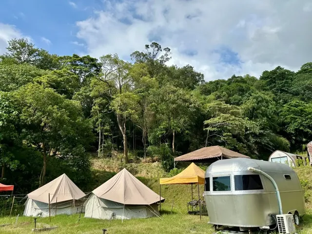 童露人露營區 |獨家8折起！ 豪華一泊一食再贈下午茶加獨立衛浴-【懶人露營】露營車（童趣號）-3