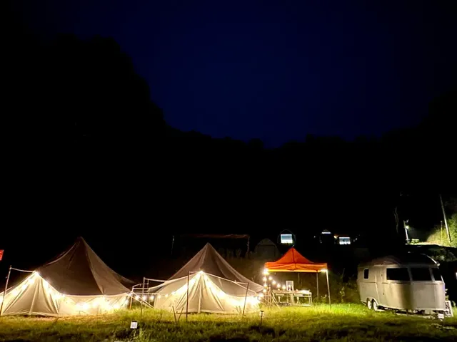 童露人露營區 |獨家8折起！ 豪華一泊一食再贈下午茶加獨立衛浴-【懶人露營】懶人帳 (體驗優惠/無餐）-4