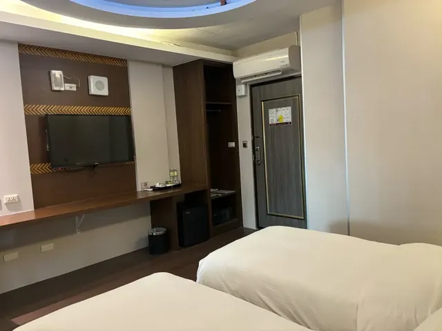 悅豪大飯店｜新竹館-標準雙床房-3