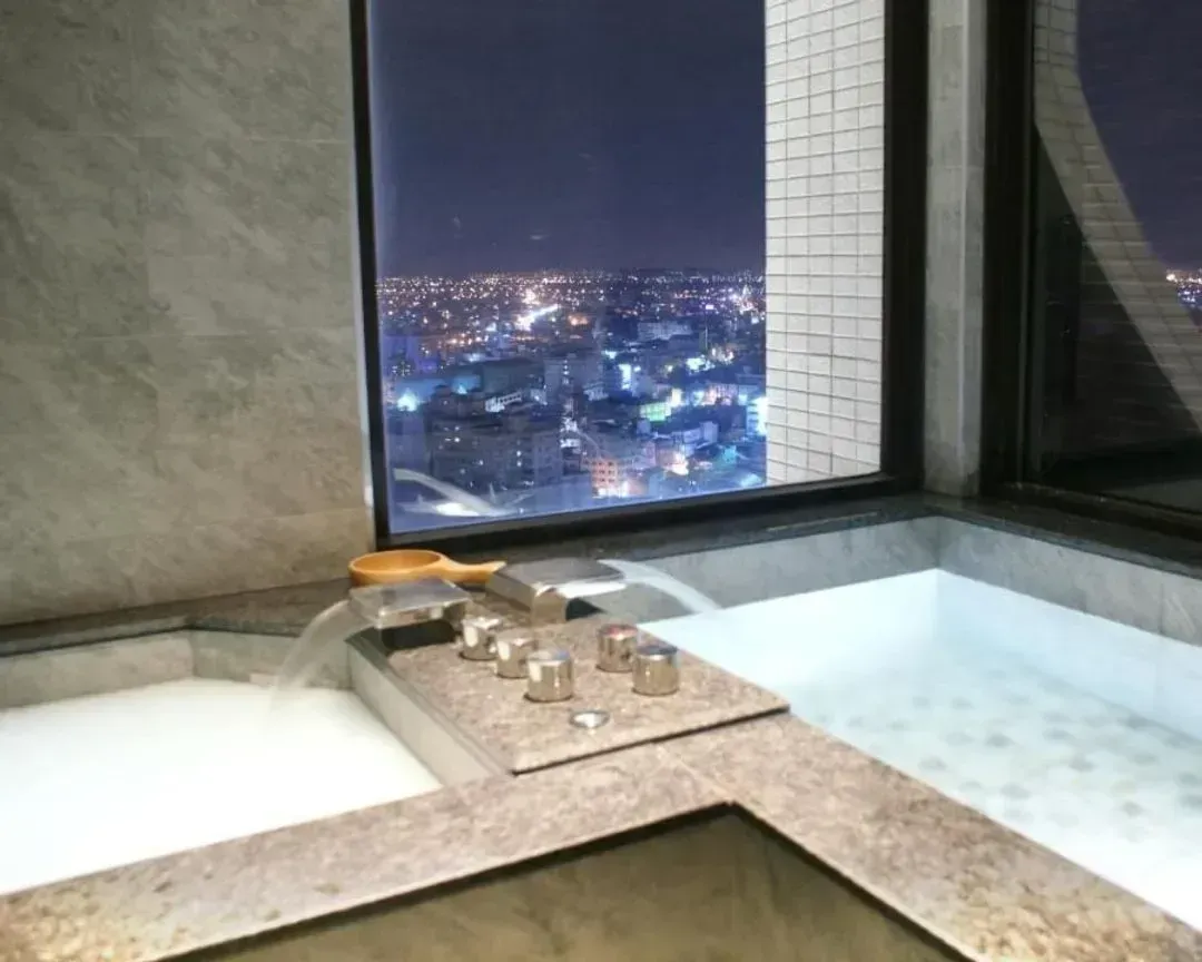 Cuncyue Hot Spring Resort