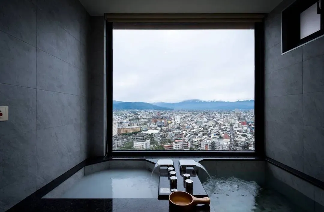 Cuncyue Hot Spring Resort