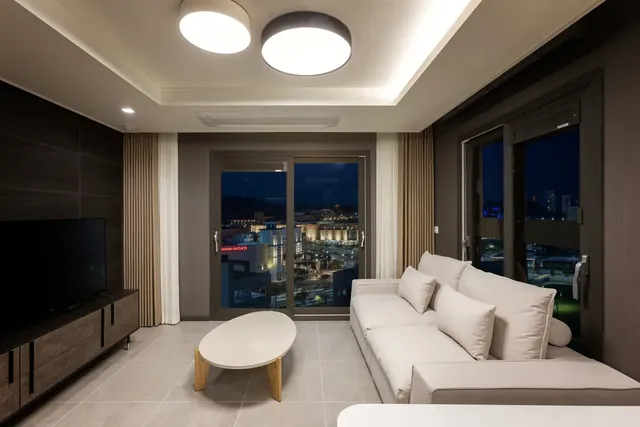NewCZ Osiria Residence-Terrace Suite Two bedroom(City view)-2