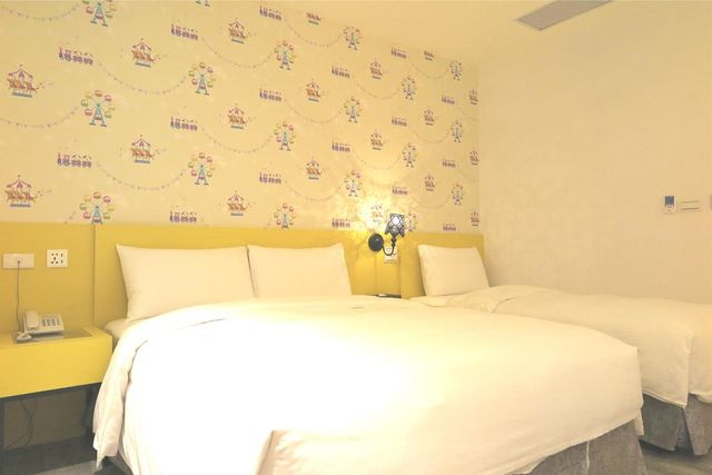 Enjoy Hotel - Taoyuan Branch-Parent-child triple room-1