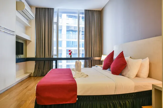Flixses Suites at Platinum KLCC-Deluxe One Bedroom Apartment-4